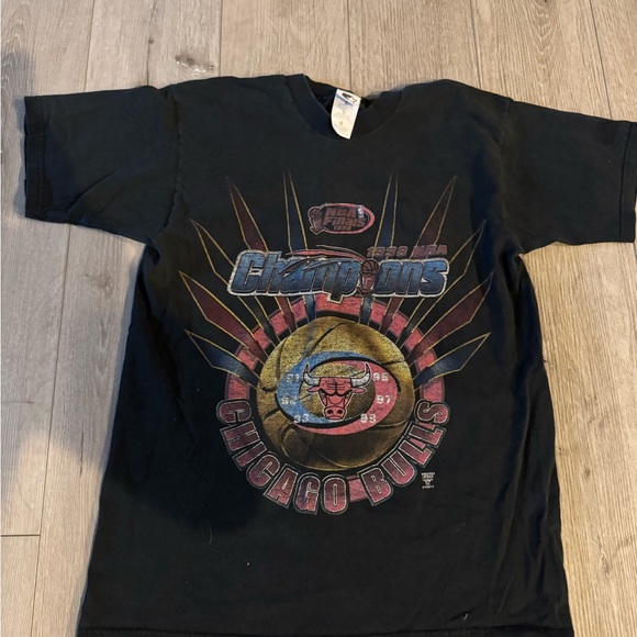 STARTER Other - Vintage Chicago Bulls Finals Shirt